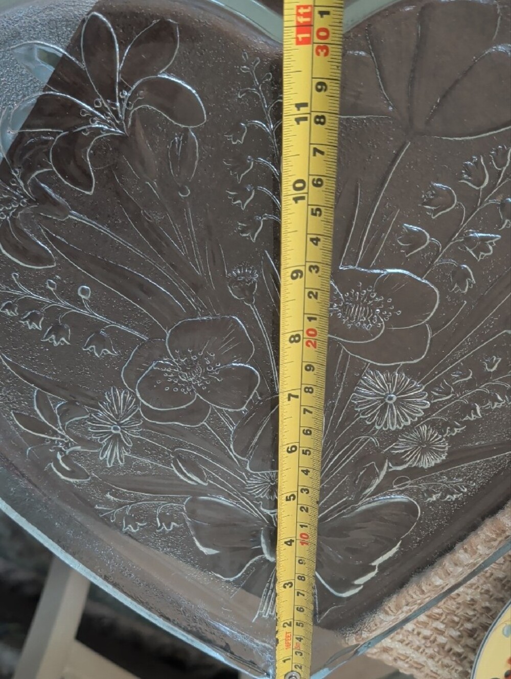 Mikasa Clear Glass Heart-Shaped Floral Serving Platter - Picture 4 of 4